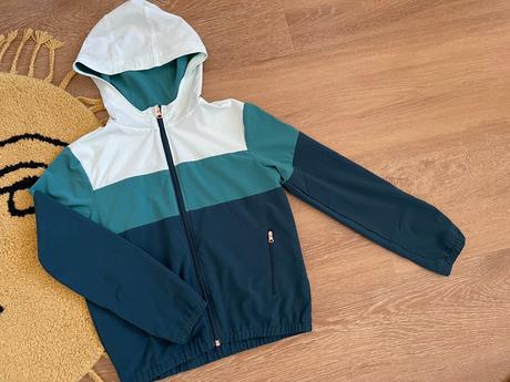 Športová bunda, decathlon,146