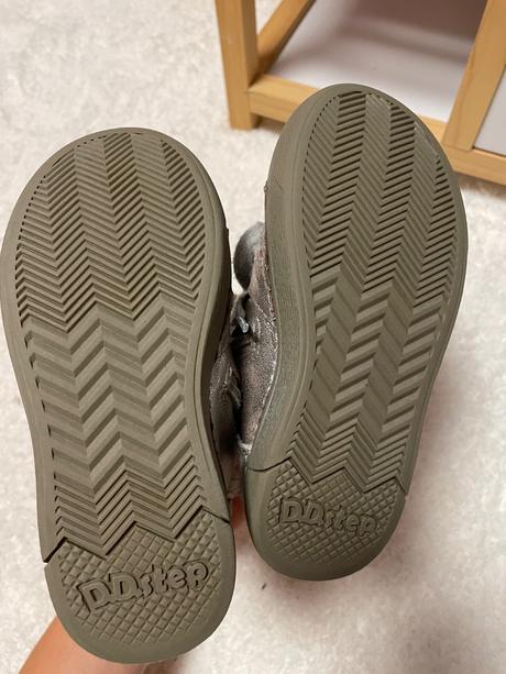 Skvele elegantne ohybne zimné čižmy, d.d.step,27