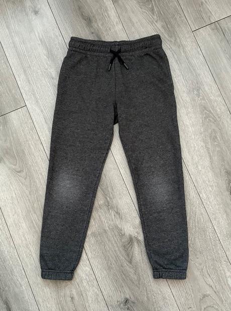 2x tepláky veľ. 128, f&f,128