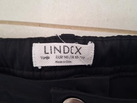 Predam lahke nohavice kapsace, lindex,140