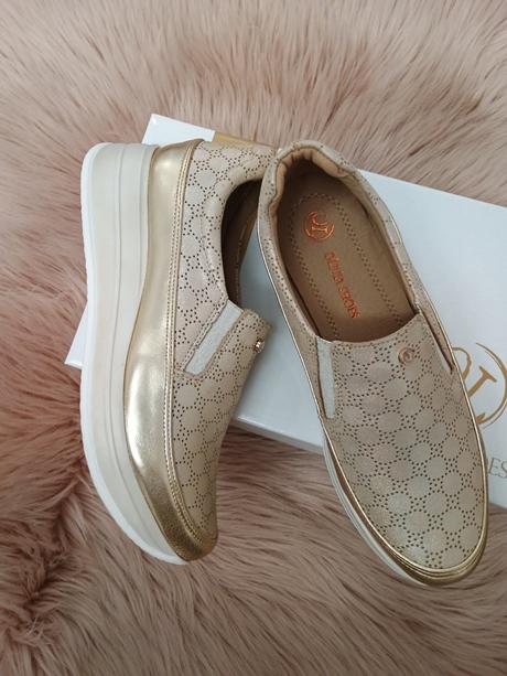 Dámske kožené topánky zn.olivia shoes 23220365 b,z, 37 / 39 / 40