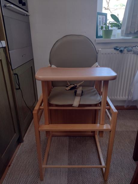 Retro detská jedalenska stolicka, 