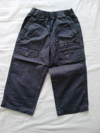 Pekné nohavice, 104