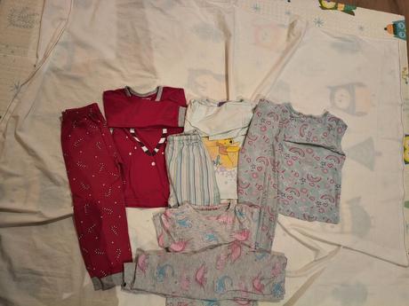 Balík oblečenia vo veľkosti 104, 104–116