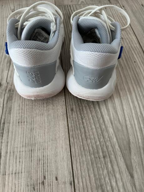 Basketbal tenisky, 35