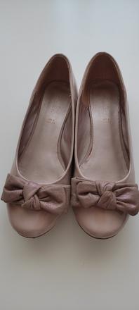 Dámske lakované baleríny, 36
