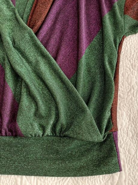 Trblietavý top plums, č.s/m, s