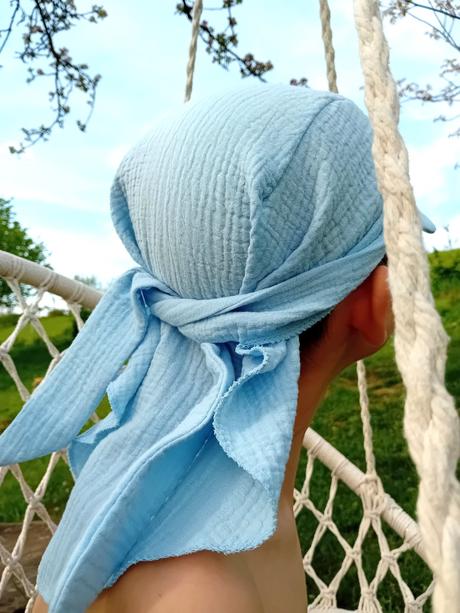 Mušelínová šatka so šíltom,