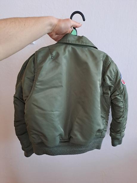 Bunda top gun, 128