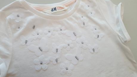 S 3 d motýľmi 122/128, h&m,122