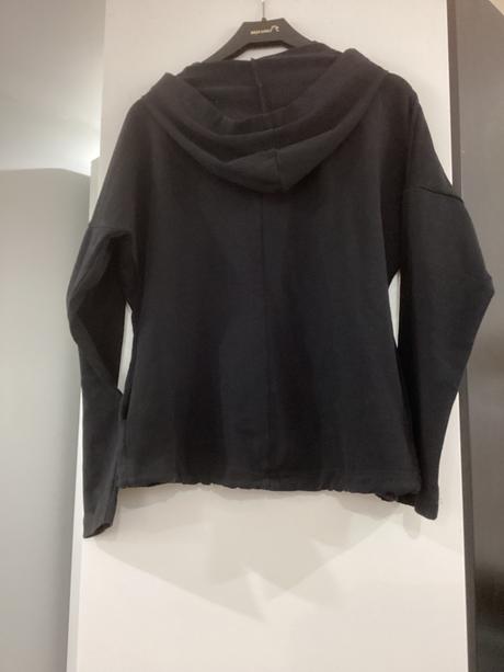 Mikina s aplikaciou srdiečko a perly, m