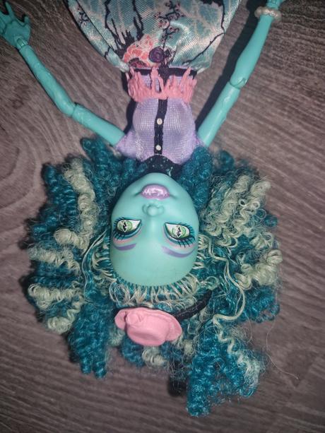Monster high honey swamp,