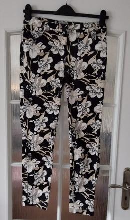 Kvetované nohavice fair lady, m