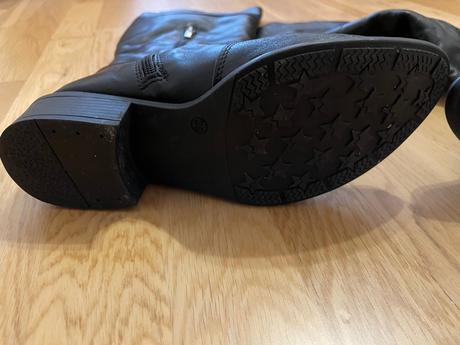 Kožené čižmy, 37