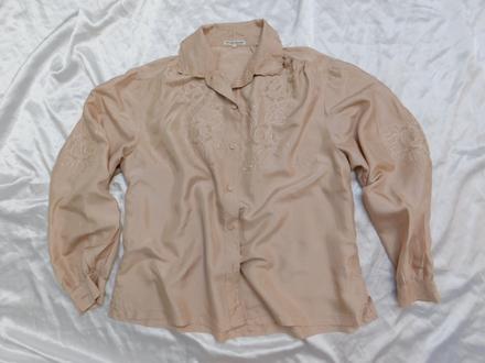 Wertvolle handarbeit hodvabna vintage bluzka, 44