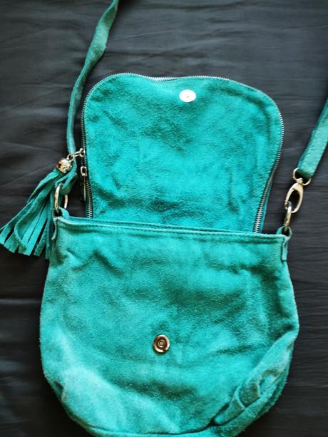 Kabelka s brúsenej kože, 