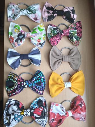 Ģumičky s mašličkou,