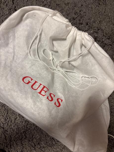 Guess kabelka, guess