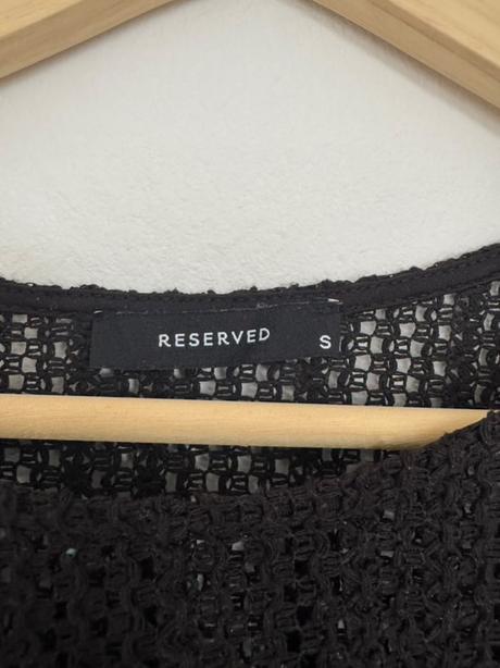 Čierna bluzka, reserved,s