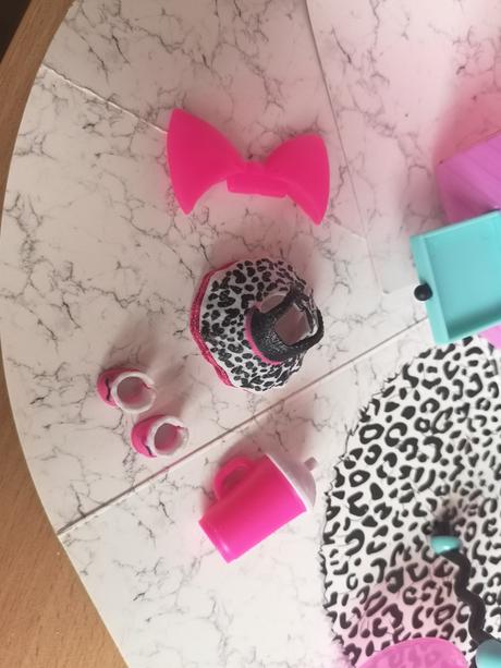 L. o. l. surprise kadernícky salón a bábika diva,