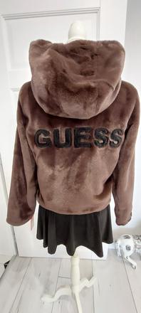 Guess bunda, guess,s