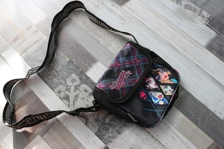 Kabelka monster high, 