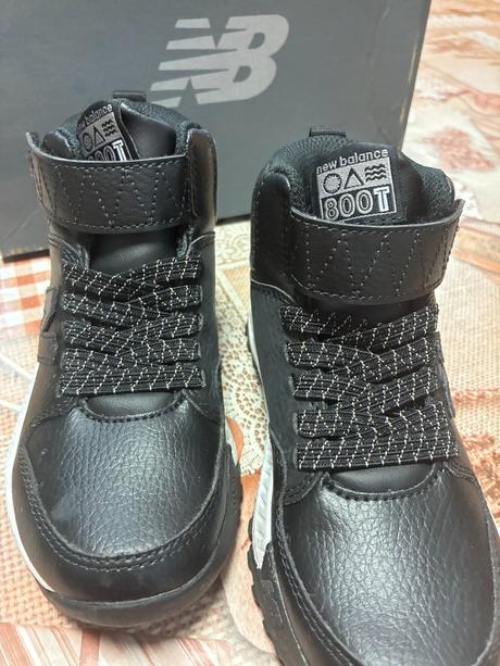 Chalpčenské tenisky, new balance,28