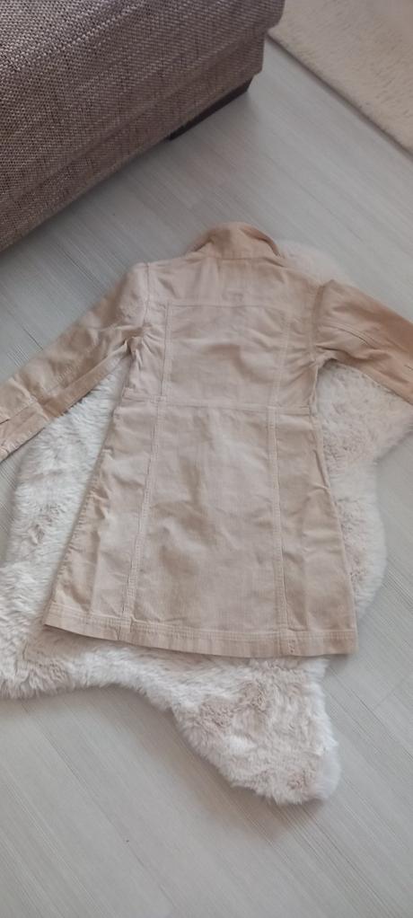 Kabát z menčestru, zara,128