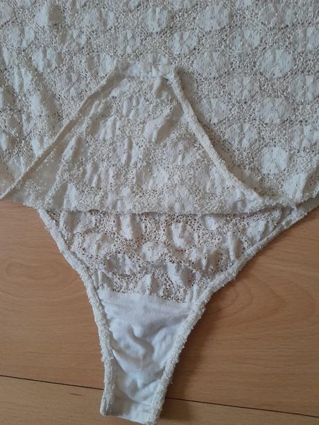 Čipkované body, m