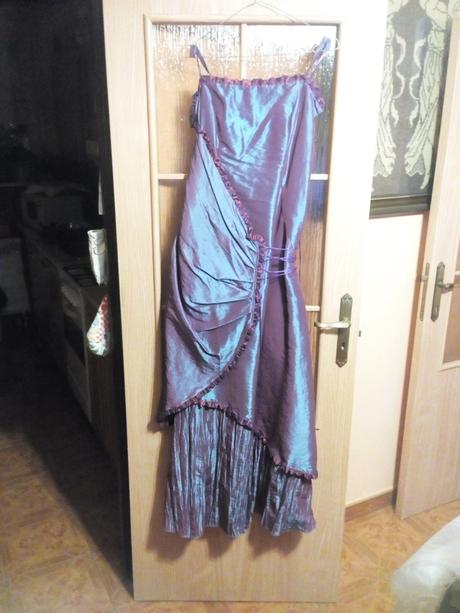 Spoločenské šaty trnava a okolie, 40