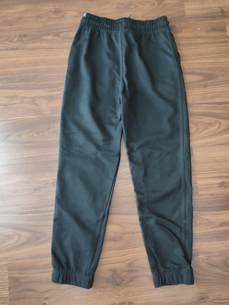 Čierne tepláky, decathlon,xs