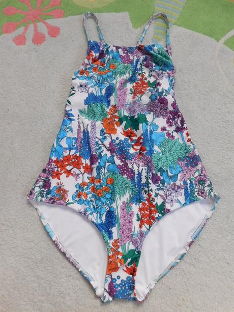 Celé plavky next, next,46