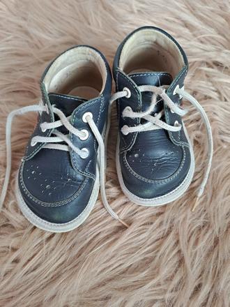 Prvé kožené topánočky, prvé kroky, 19