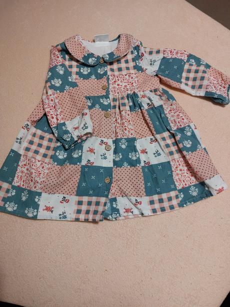 Menčestrové šaty, 80