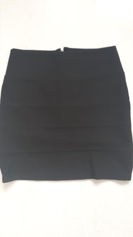 Elastická mini sukňa, veľ. xs, amisu,34