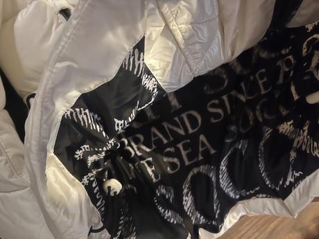 Bunda na zimu nenosena, m