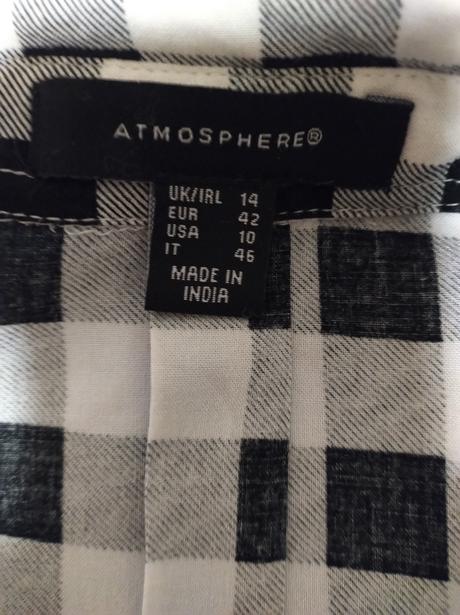 Predĺžená košeľa 42, atmosphere,42