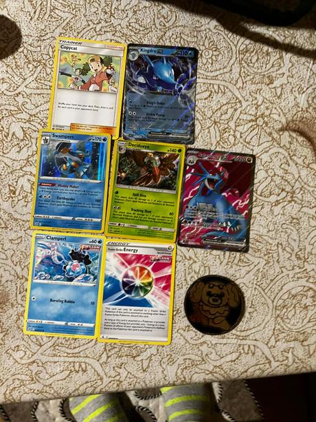 Pokémon, bakugan a pokémon album, 