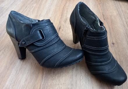 Dámske topánky, 38