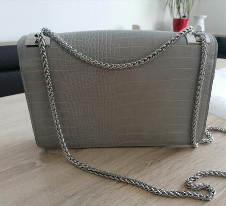 Dámska kabelka, carpisa