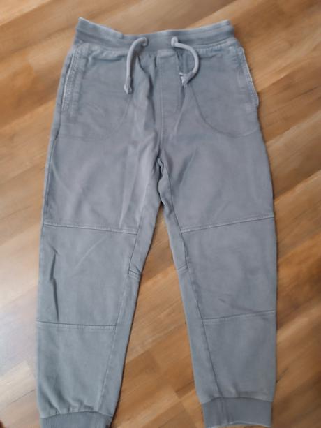 Nohavice, reserved,134