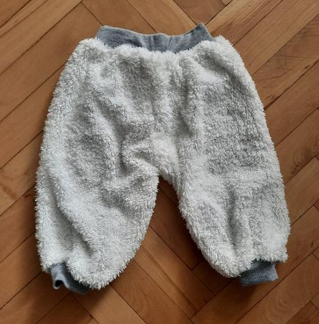 Zateplené zamatové tepláčiky 74, 74