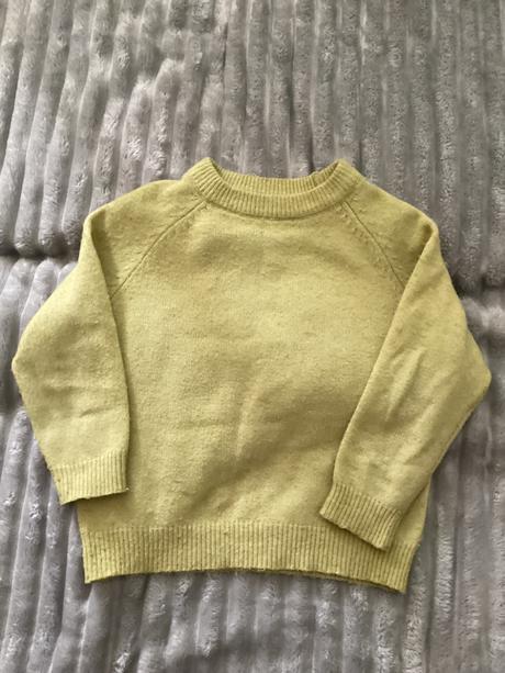 Zelený pulovrik, zara,122