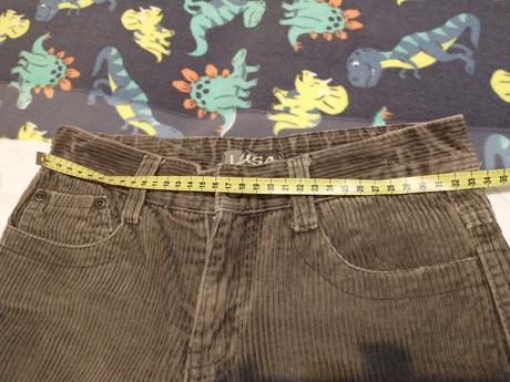 Menčestrové nohavice, lusa,116