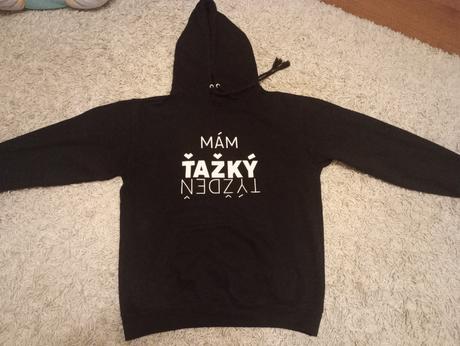 Mikina mám ťažký týždeň, xs