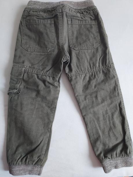 Riflove tepláky, lupilu,110