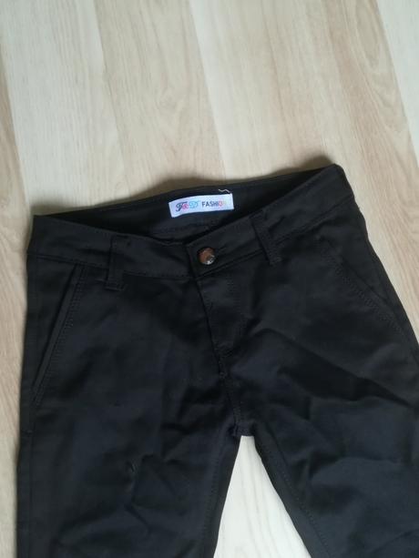 Dievčenské nohavice, 134