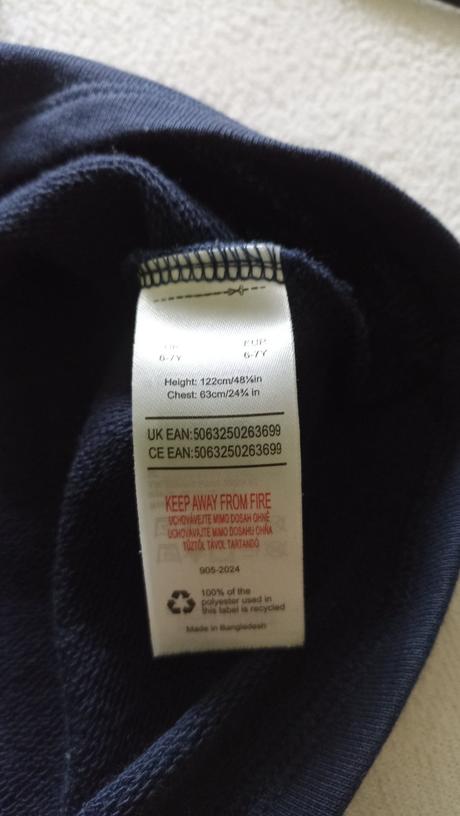 3x teplákové šaty, lupilu,122