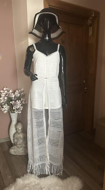 Overal s kraťasmi a dlhou háčkovanou sukňou guess, guess,l / m