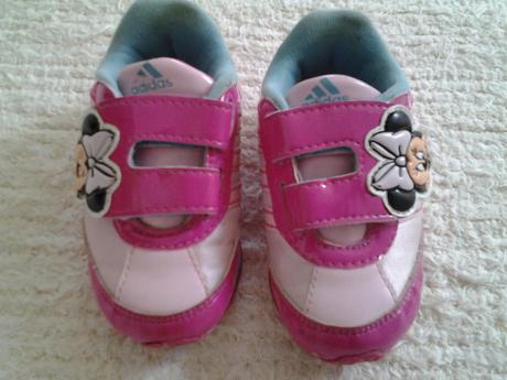 Disney tenisky minnie mause, adidas,21